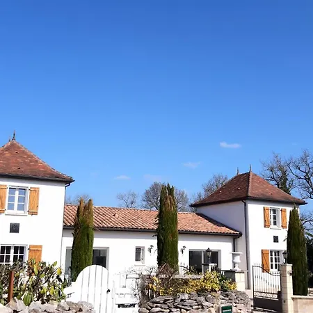La Bâtisse A Deux Tours Lalbenque